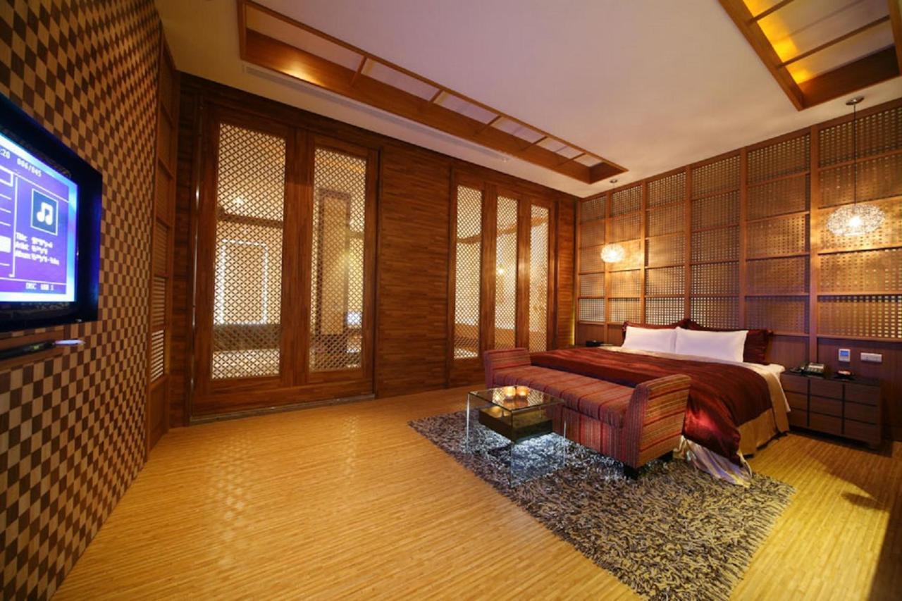 Hua Mu Lan Hotel Shalu Eksteriør billede